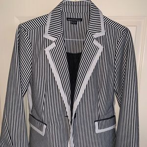 Ladies black and white pinstripe blazer